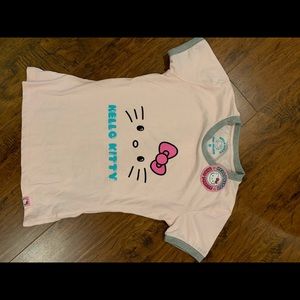 Hello kitty T-shirt size M